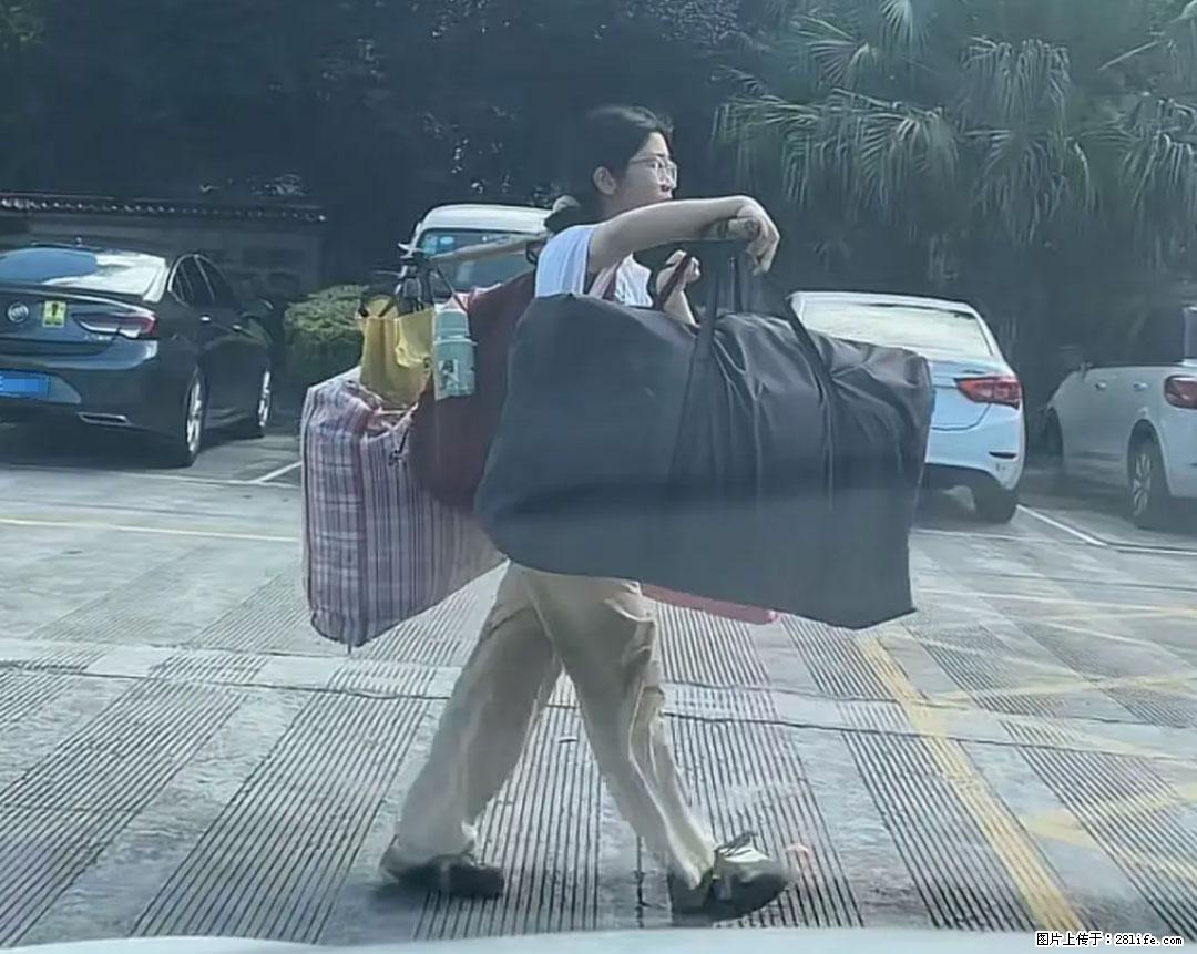 全网追的“扁担女孩”,找了一份暑假工,时薪12元 - 汕头生活资讯 - 汕头28生活网 st.28life.com