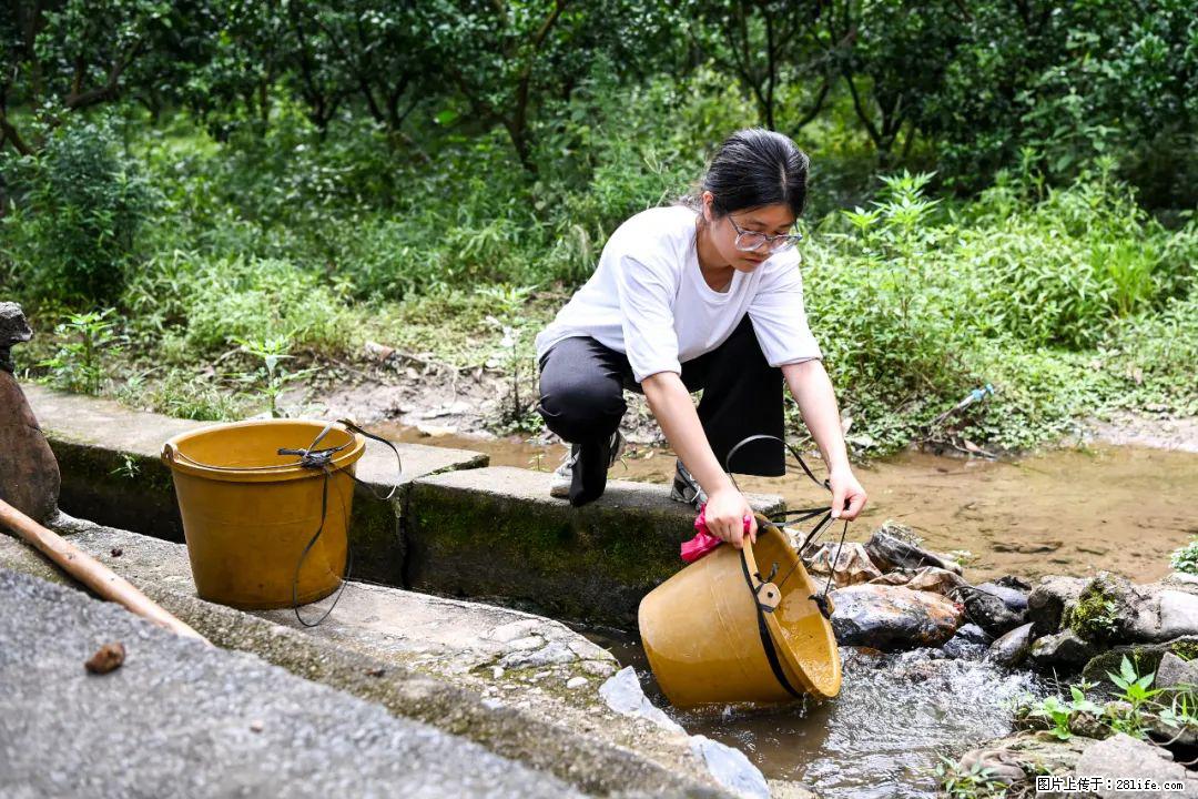 全网追的“扁担女孩”,找了一份暑假工,时薪12元 - 汕头生活资讯 - 汕头28生活网 st.28life.com